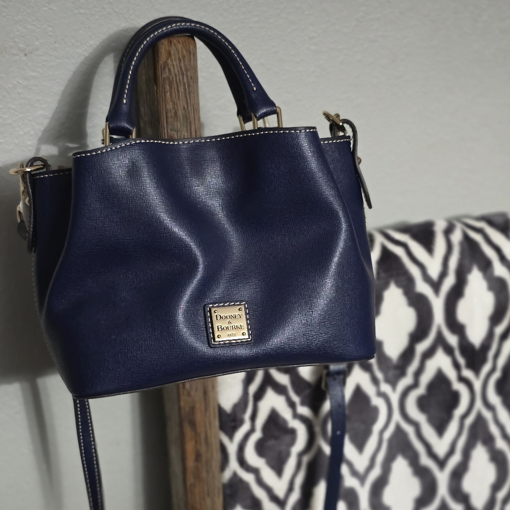 DOONEY BOURKE mini Flouritine NWT